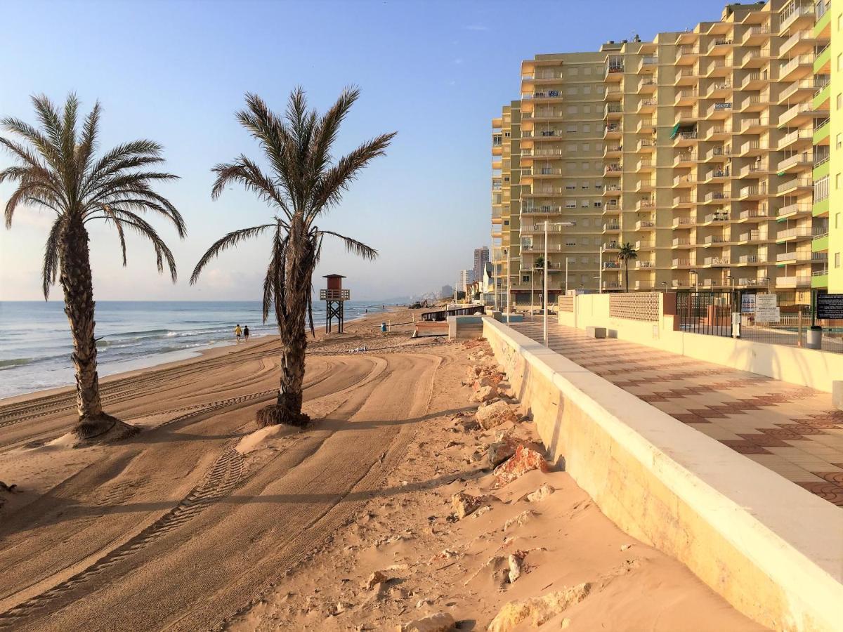 Beachfront And Bright Apartment Mareny Barraquetas 外观 照片