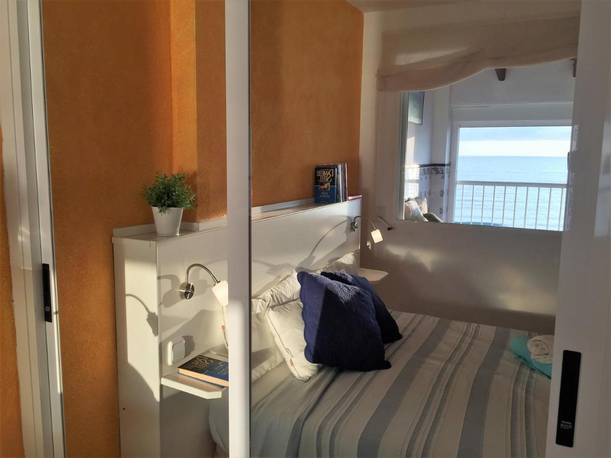 Beachfront And Bright Apartment Mareny Barraquetas 外观 照片