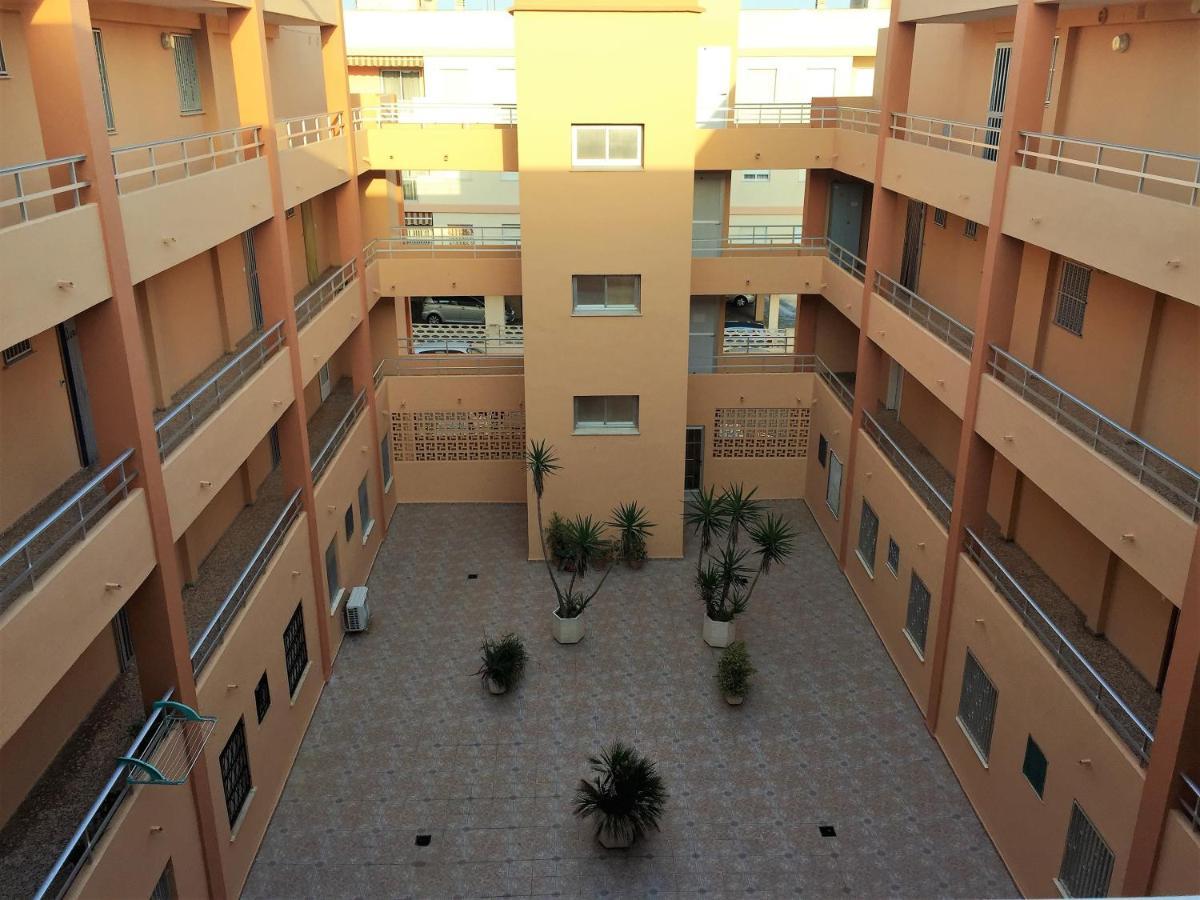 Beachfront And Bright Apartment Mareny Barraquetas 外观 照片